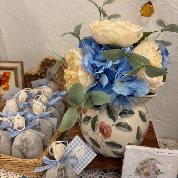 BLACK FRIDAY BUNDLES Holiday Vintage Wreaths Florals  Decor LOCAL 🥰 Booth! NWT - Picture 8 of 17